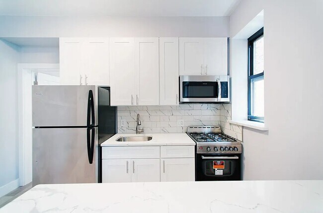 Building Photo - 100 West 139th Street