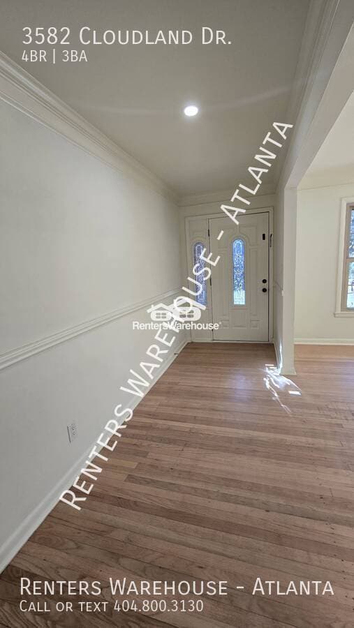 Building Photo - 3582 Cloudland Dr