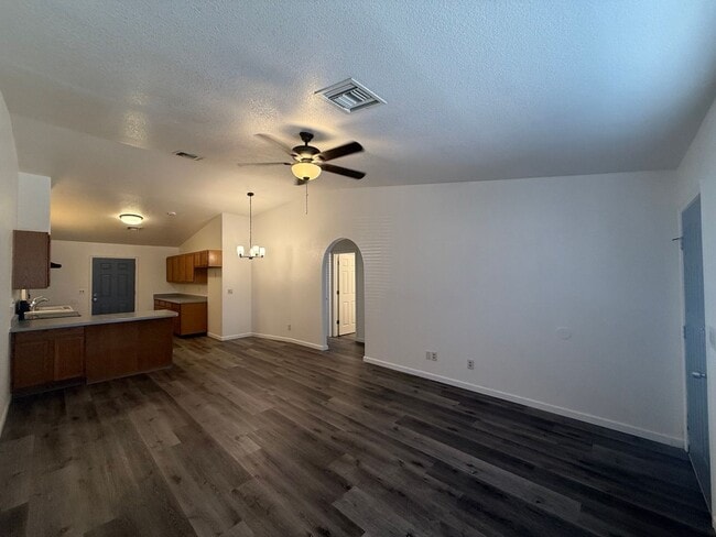 Building Photo - 3551 N Verdugo Rd