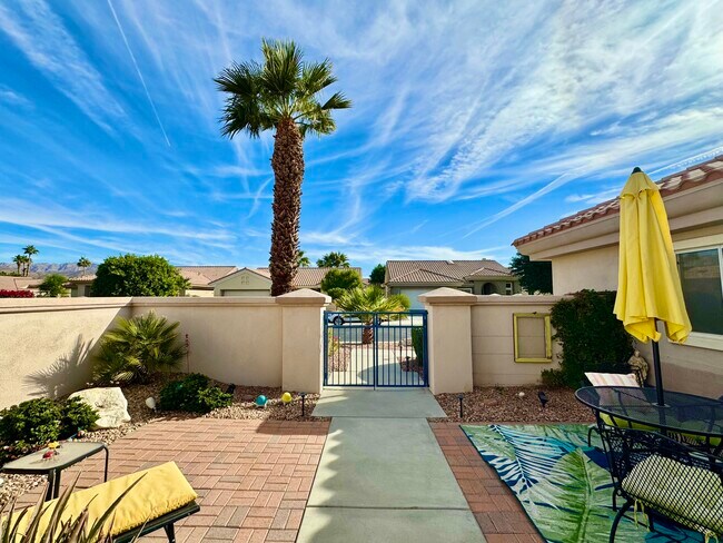 Building Photo - 37511 Golden Pebble Ave