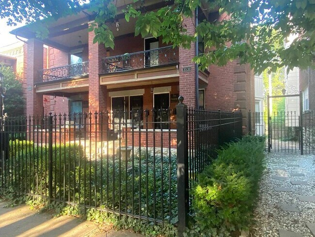 Foto del edificio - 3531 Wyandotte St
