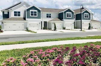 Building Photo - 3890 Grassland Dr