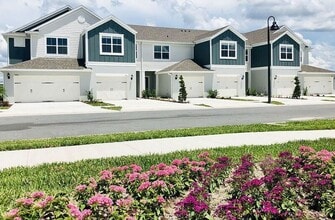 Building Photo - 3901 Plainview Dr