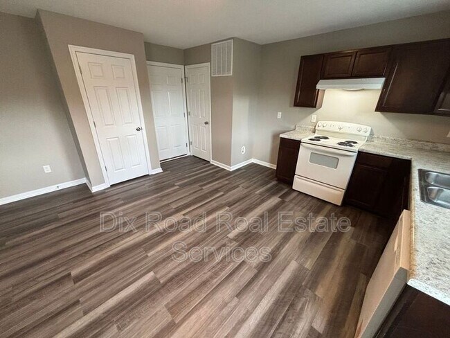 Building Photo - 403 Herbert Ave