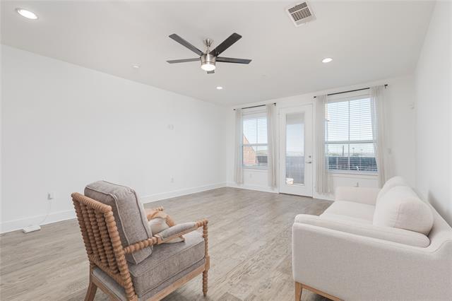 Foto del edificio - 251 S Mill St