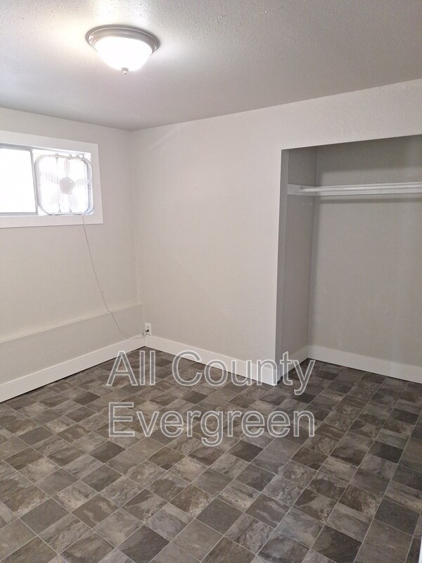 Foto del edificio - 708 5th St SE