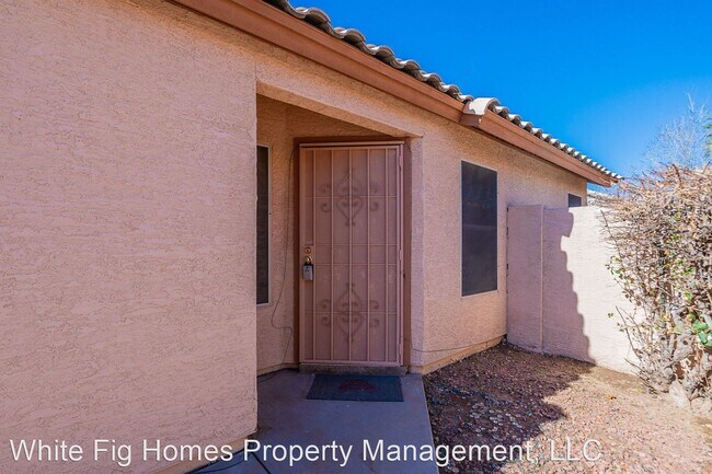 Building Photo - 3 br, 2 bath House - 1092 W Sparrow Dr
