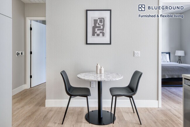 Foto del edificio - 605 E Evelyn Ave