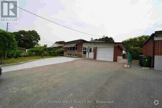 Building Photo - 2981 Weston Rd