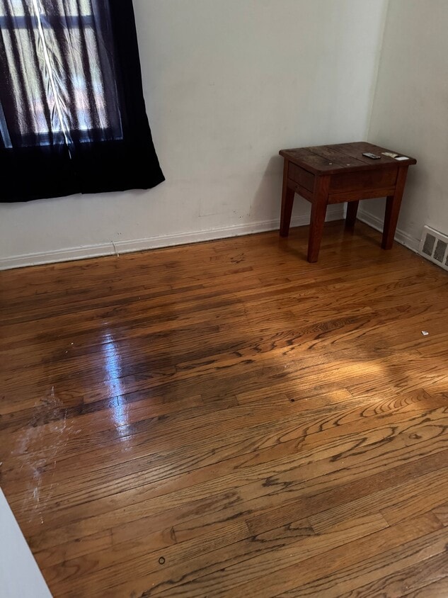 Foto del edificio - 24502 W Chicago