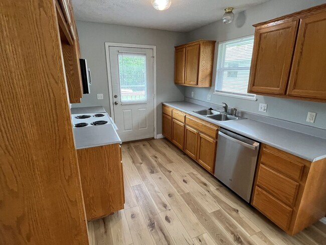 Foto del edificio - Remodeled Duplex in Ozark!