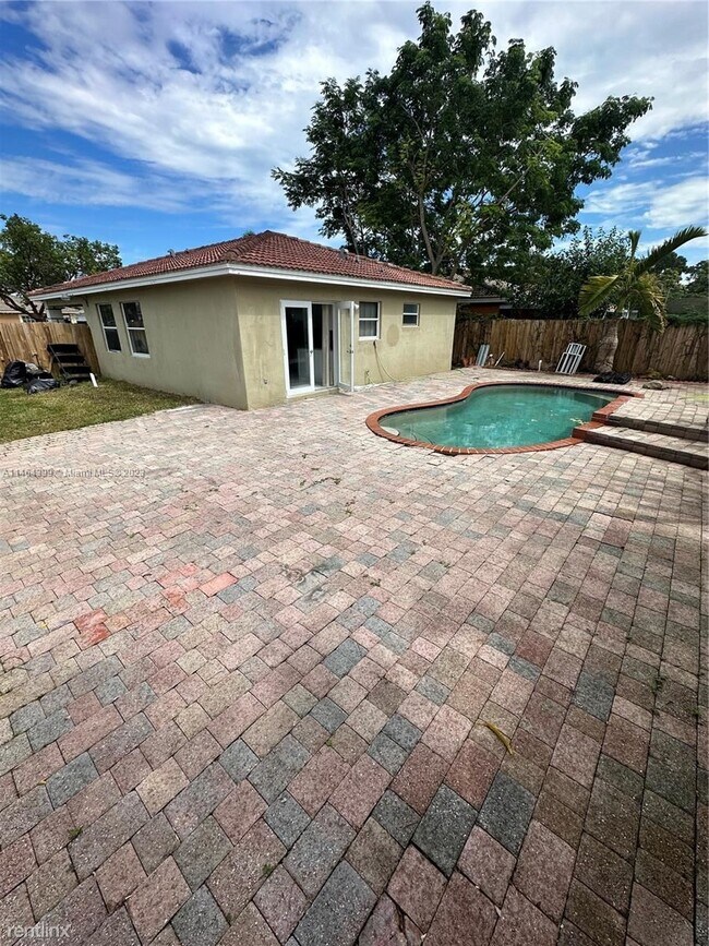 Building Photo - 3 br, 2 bath House - 13276 SW 276th Ln
