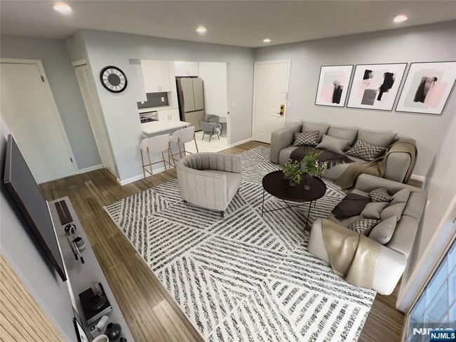 Building Photo - 1106 Sage Ct