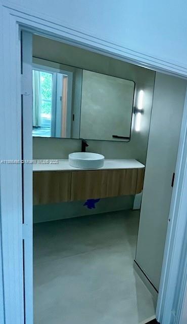 Foto del edificio - 9055 SW 73rd Ct