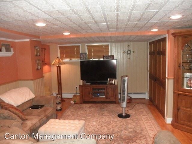 Foto del edificio - 3 br, 2 bath House - 363 Folcroft St.