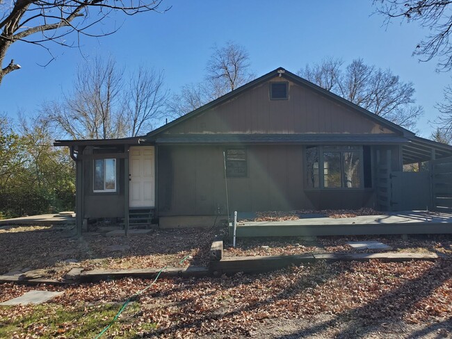 Foto del edificio - Cabin just outside of town!