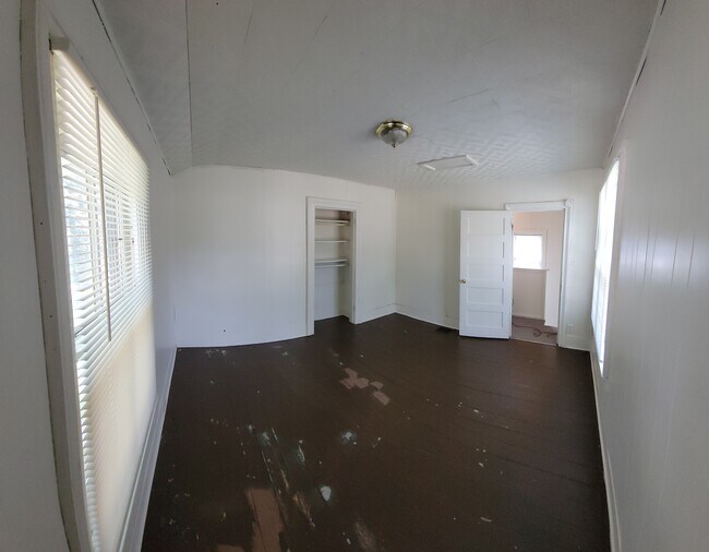Foto del edificio - 304 S Cottage St