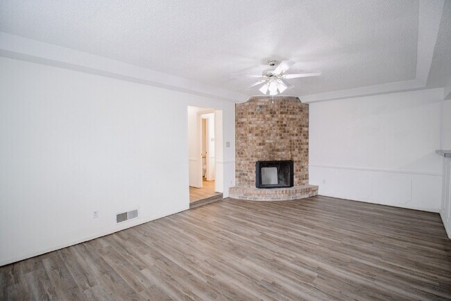 Foto del edificio - 2 bedroom 1 bathrooms