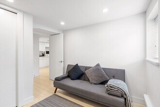 Building Photo - 2791 Oxford St