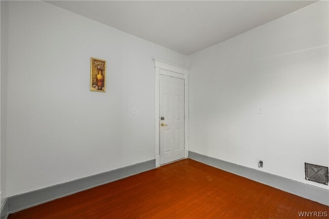 Building Photo - 109 Spaulding St