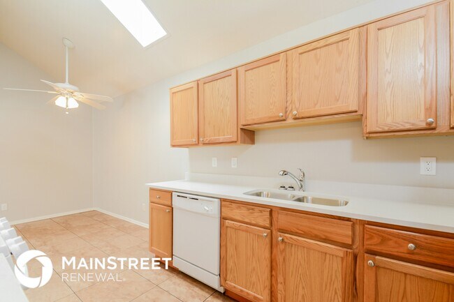 Foto del edificio - 185 W Virginia St