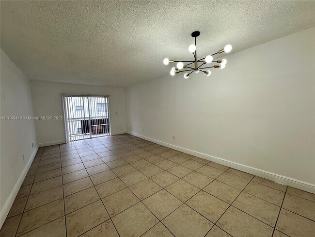 Foto del edificio - 13685 NE 10th Ave
