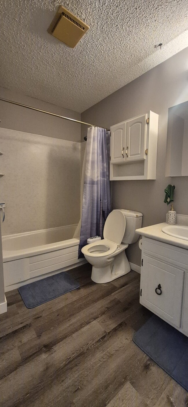 Building Photo - 82 Rillwillow Pl