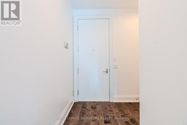 Photo du bâtiment - 88-388 Davenport Rd