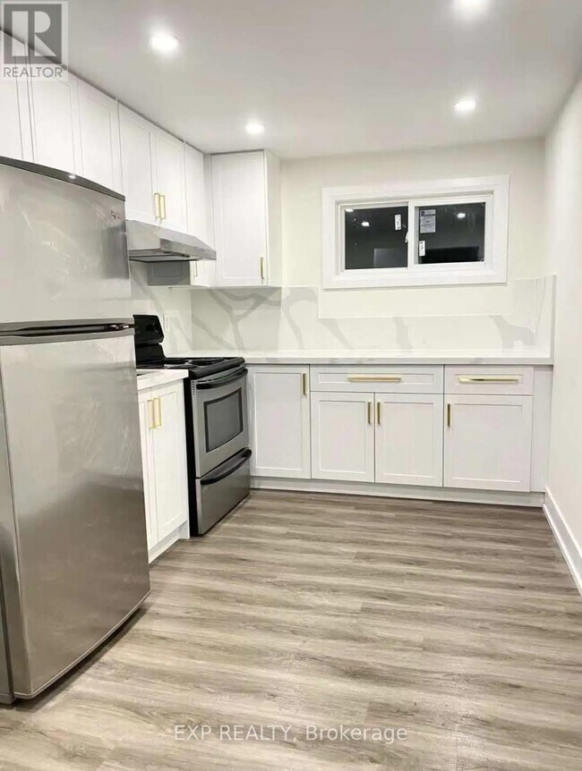 Photo du bâtiment - 8632 Hwy 35