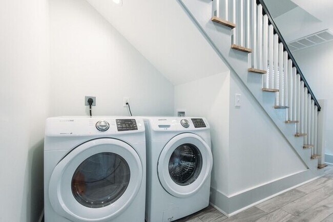 Foto del edificio - 10 Orrs Ct