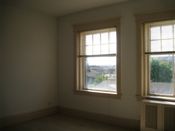 Interior Photo 1 - Broadway Apartments