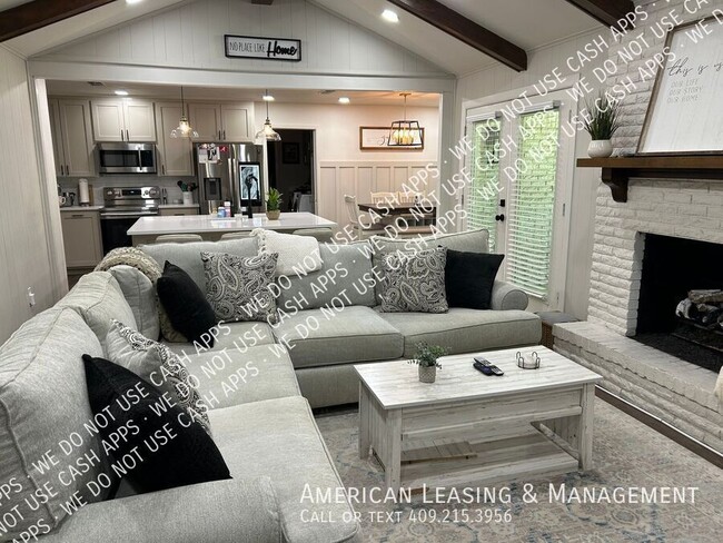 Foto del edificio - 1503 Robinhood Ln