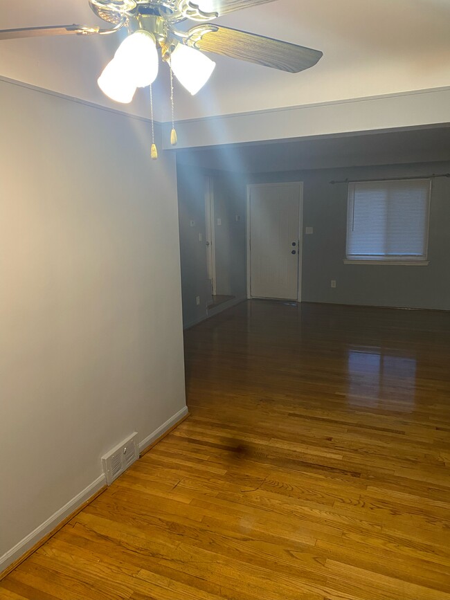 Living Room - 17204 Birchcrest Dr