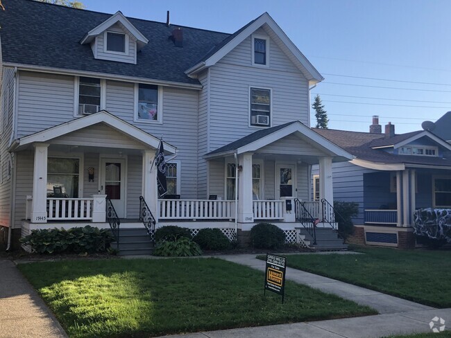 Building Photo - 17445 Shaw Ave