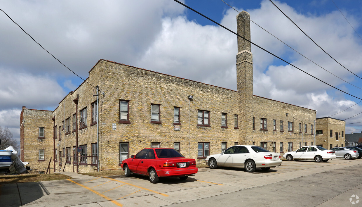 Building Photo - 2942-2946 N 2nd St