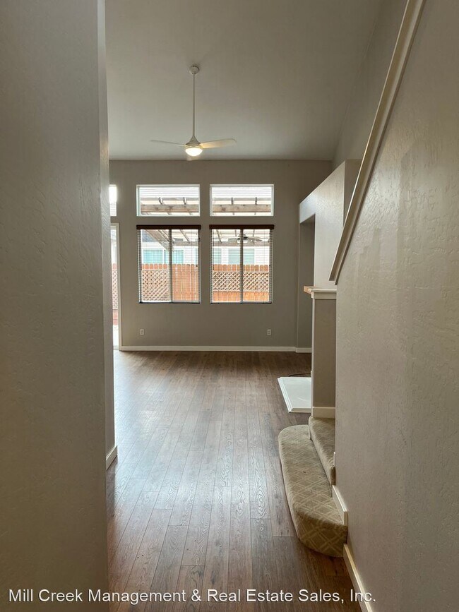 Foto del edificio - 3 br, 3 bath House - 3211 N. Memory