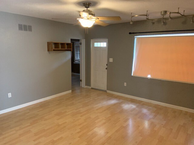 Building Photo - One Of A Kind Home! Dubsdread Community! G...