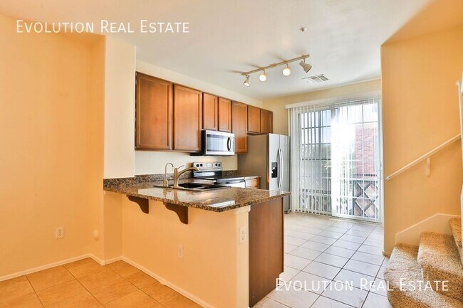 Foto del edificio - 2623 S Key Biscayne Dr