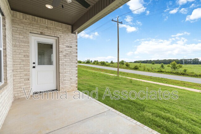 Foto del edificio - 920 Trestle Ln