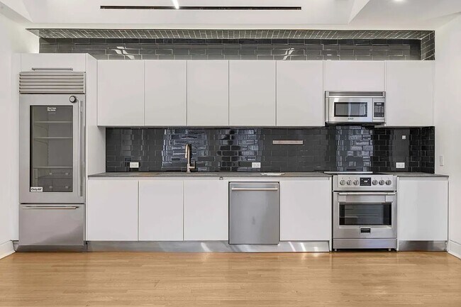 Foto del edificio - 640 Broadway