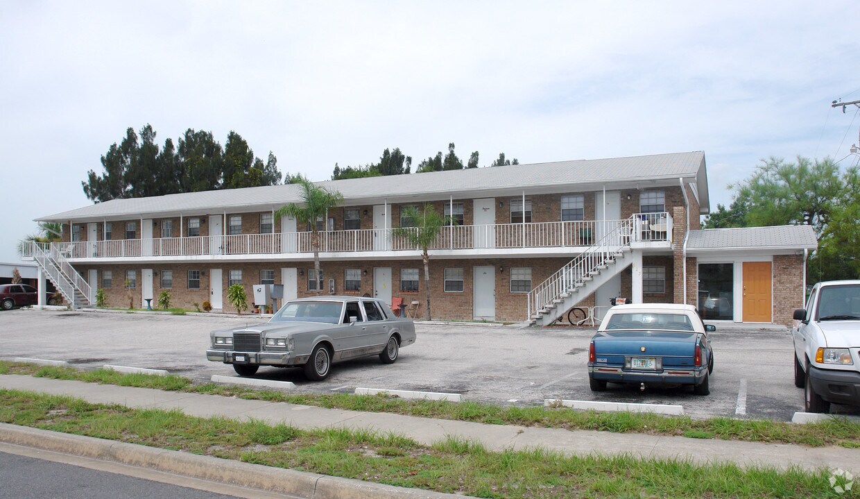 623 Forrest Ave, Cocoa, FL 32922 Apartments in Cocoa, FL