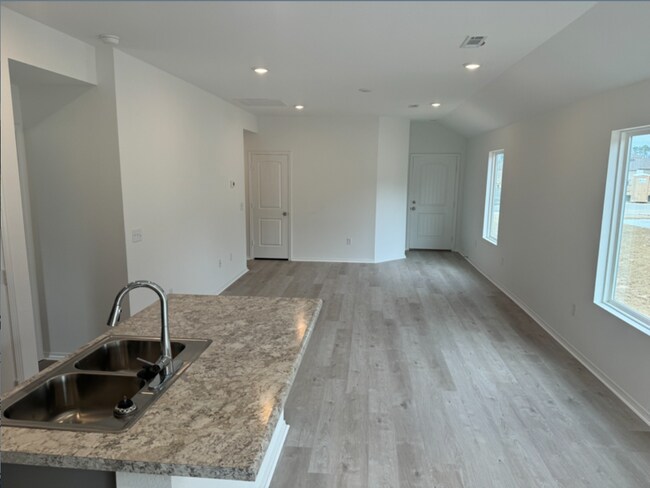 Foto del edificio - 10700 Mason Dr