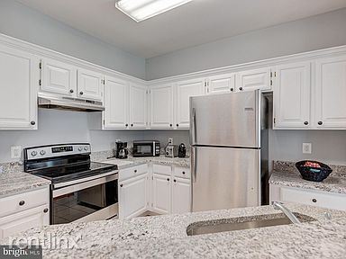 Building Photo - 2 br, 2 bath Condo - 668 Gateway Dr