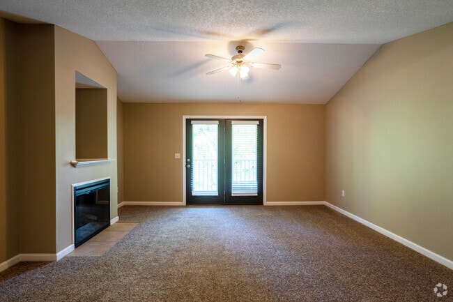 2BR,2BA_Bimini_1170 SqFt - Bay Breeze Apartment Homes