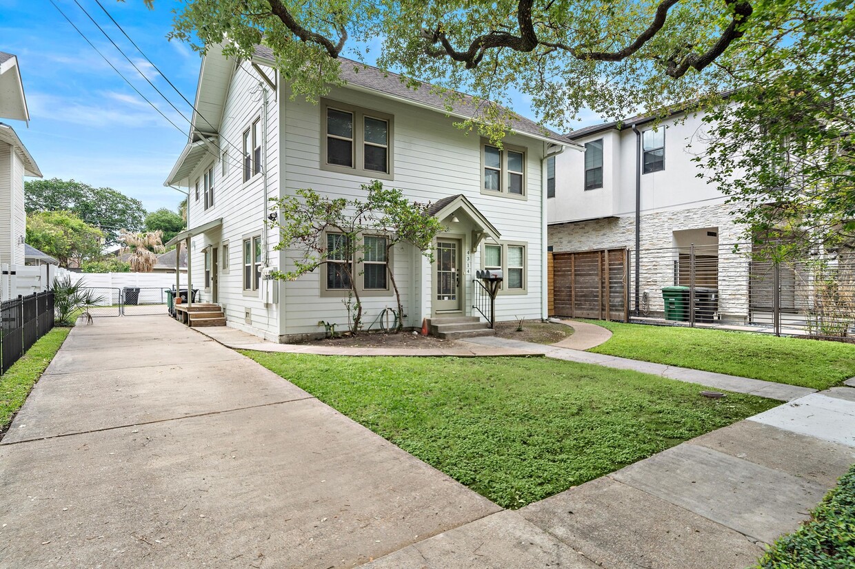 Primary Photo - 4314 Stanford St