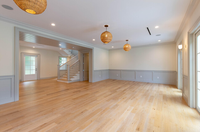Foto del edificio - 245 Essex Ln