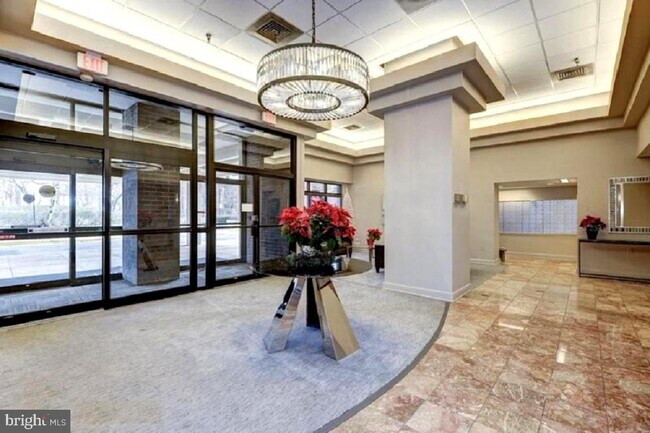 Foto del edificio - 1808 Old Meadow Rd