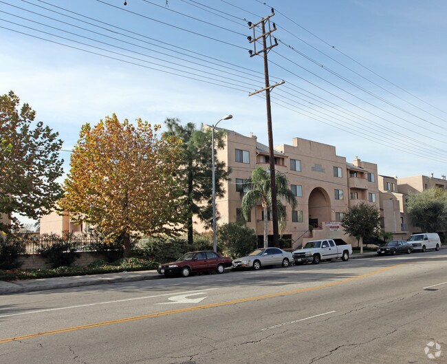 CDE Plaza Apartaments - CDE Plaza Apartments