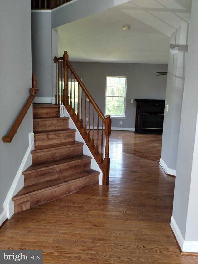 Primary Photo - 9320 Laurel Oak Dr