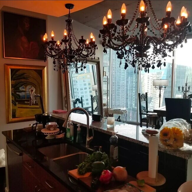 Foto del edificio - 950 W Peachtree St NW